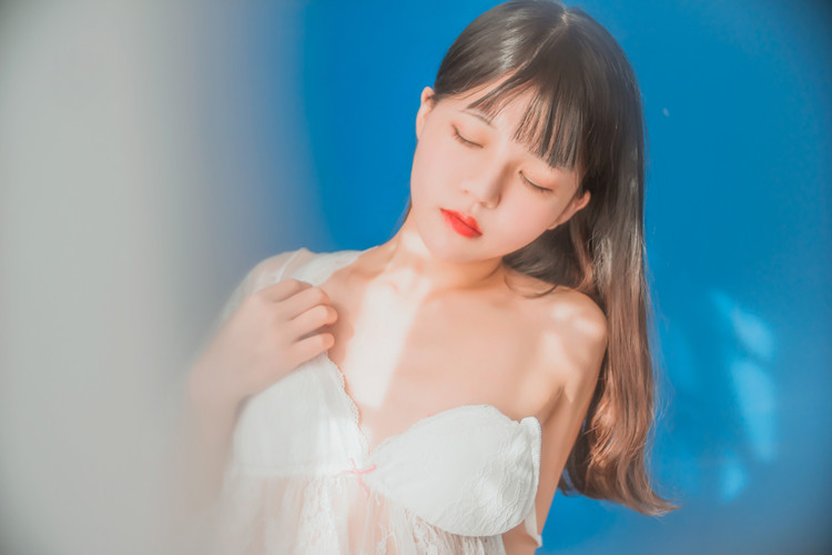 桜桃喵-(小少女)少女私房 [50P/658MB]