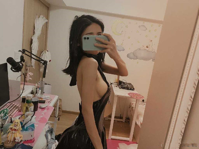 狗头萝莉合集[61p+107v/2.48G]