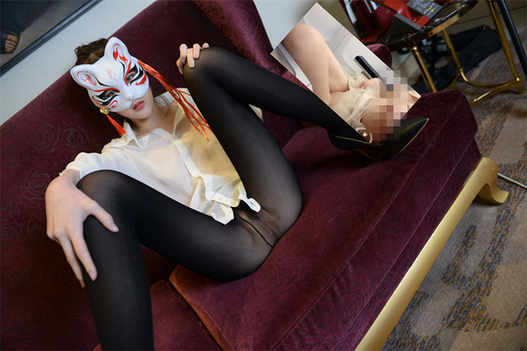 狐狸-PANS极品女神-最新超美粉穴全裸大尺度 [634P+1V/470MB]