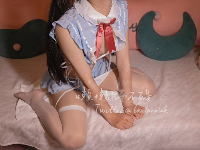 懒懒睡不醒 -原版 (新作未流出) Twitter私拍合集 [267P+33V/703M]