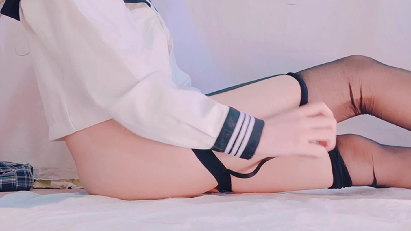 软甜糯米糍-JK黑丝袜[1V/344M]