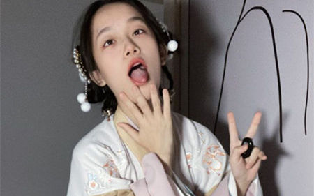 胡椒籽-最新露脸自慰[78V+789P/7.1G]