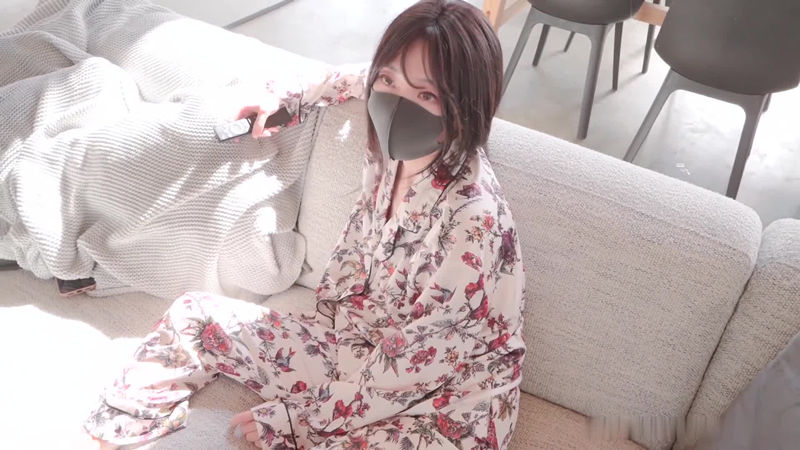 玩偶姐姐-某日清晨[1V/730M]